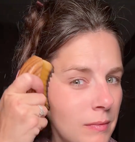 <em>Amy R. – New York, NY</em>